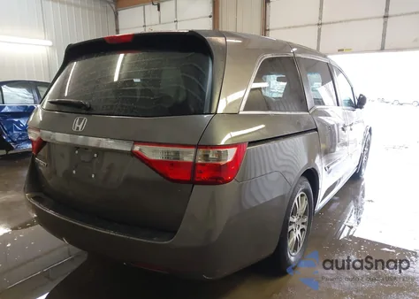 2011 Honda Odyssey Ex-L from USA, damaged, VIN 5FNRL5H62BB096853